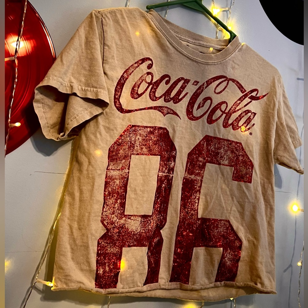 Women’s Vintage Coca-Cola themed Tee, slight cropped